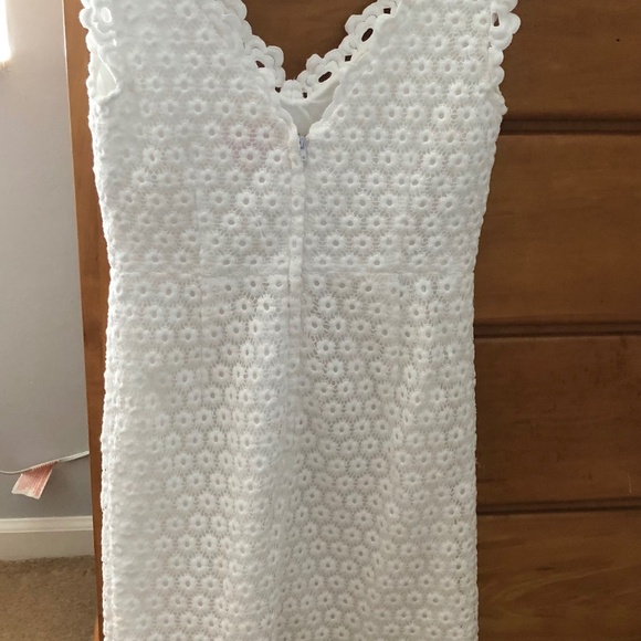 Lilly Pulitzer white cotton crochet like lined dress size 4 - Picture 3 of 8